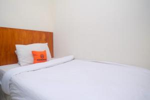 Koolkost near Stadion Maguwoharjo