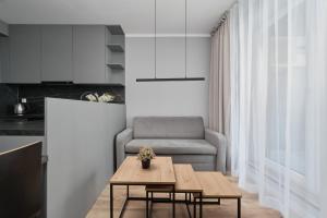 Gwiaździsta Apartment by the Sky Tower in Wrocław by Renters