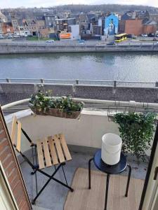 Bellevue - Grand appartement pour 5 sur les quais de la Meuse