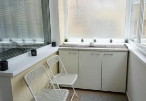 Black & White -1BD Flat in Varna Center by Flat Mаnager