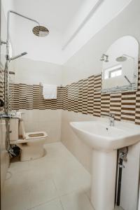 Sri Construction Circuit Bungalow