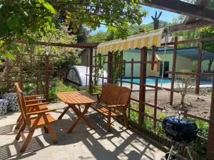 Pokoje v chalupě pod Milešovkou - Bořislav