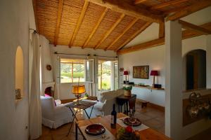 Auberge Santu Martine: cottage with pool (Vinza)