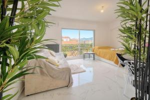 Lumineux Studio TERRASSE, Clémenceau-CANNES CENTRE A0B192