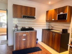 Riviera Foothills, Arpora