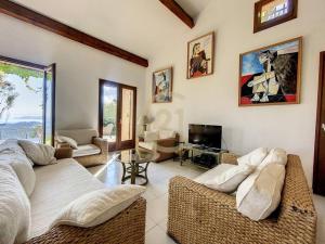 Hauteurs de Monticello Villa vue mer & piscine chauffée