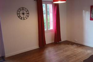 Appartements Maison lumineuse & jardin prive : photos des chambres