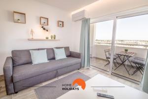 #048 Sunrise by Home Holidays