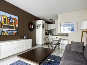 Appartement T2 en Bord de Mer à Arcachon - Plage Privée, Parking, Balcon et WIFI - FR-1-433-45