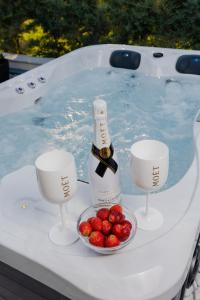 Pachis Escape Suites