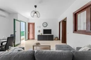 Home2Book Charming Apartment Tinajo, Wifi - Soo