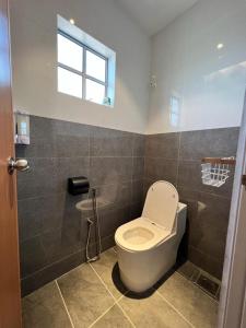 Inn Homestay 2nd Floor Jasmine and Lavender unit