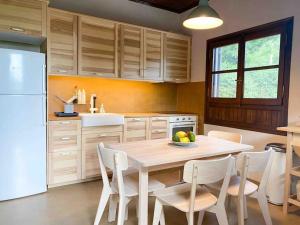 The Cottage in the Trees