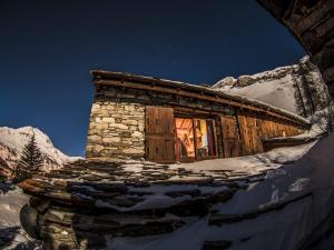 Chalets Chalet Val-d'Isere, 6 pieces, 12 personnes - FR-1-519-32 : photos des chambres