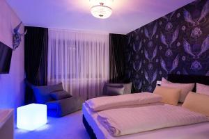 Double Room with Private Bathroom room in Hotel Hellers Twenty Four I -24h-Check-In-