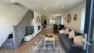 6 chapel row cottages - Wirksworth