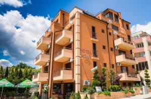 Junior Suite with Terrace and City View and Free Parking room in City Blagoevgrad Hotel
