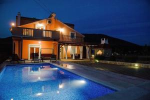 Holiday home Anica