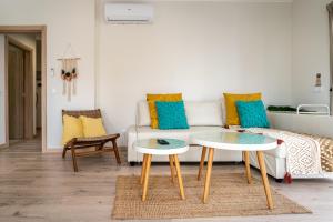 Bright New Apartment with Pool in Portimão - 5 Min Walk to the Beach by Lisbeyond