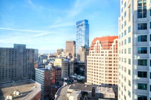 Downtown 1br w wd gym nr Greenway BOS-832