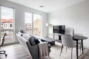 Brighton Studio w WD Gym nr T Shops BOS-320