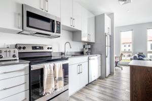 Brighton Studio w WD Gym nr T Shops BOS-320