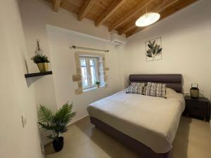 Julias cottage