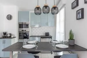 Pluto's Place by Plaza - 蒙泰夫兰