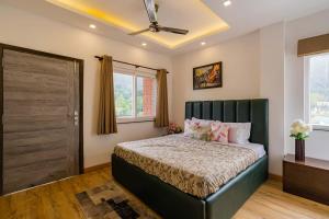 Prakriti with River View- Pet Friendly Retreat with Plunge Pool by StayVista