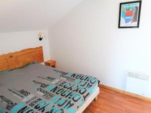 Chalet 3 pièces, terrasse, jeux, proche pistes - FR-1-504-634