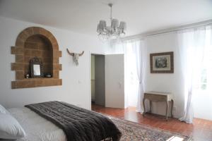 B&B / Chambres d'hotes Chateau Saint-Pierre de Mejans : photos des chambres