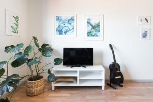 Dream Views of Porto - Private Apt in Gaia w 2 bedrooms!