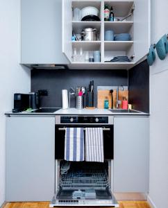Cozy modern Studio super location feels like home