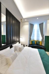 Royal Wellness and Spa