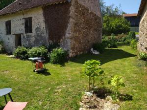 Maisons de vacances Gite de la Pierre Bleue, Maison a la campagne : photos des chambres