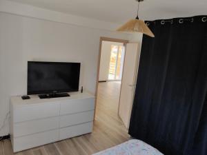 Appartements Ravissant bas de maison de 65 M2 : photos des chambres