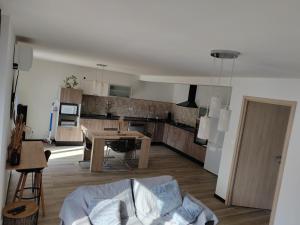 Appartements Ravissant bas de maison de 65 M2 : photos des chambres