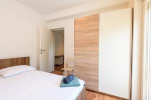 Peninsula Apartments