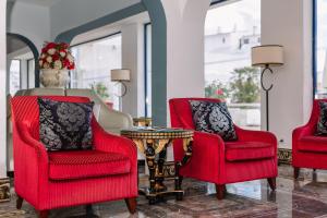 Grand Muthu Oura View Beach Club