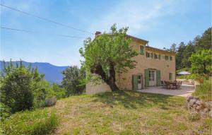 Maisons de vacances Stunning Home In Die With Outdoor Swimming Pool, Wifi And Private Swimming Pool : photos des chambres