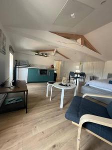 Appartements Studio neuf lumineux climatise : photos des chambres