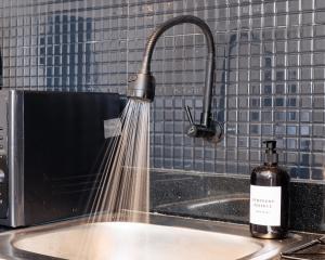 Luxe Studio and 1 bedroom Apartment