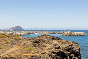 Luxury Seaside Retreat