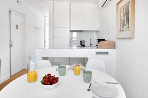 Brand New River View Apartment Belém - 1 bedroom, AC