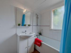 Holiday Home Le Hameau des Capellans-6 by Interhome