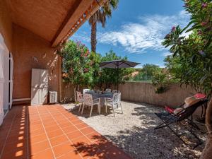 Maisons de vacances Holiday Home Le Clos de St Cyprien-5 by Interhome : photos des chambres