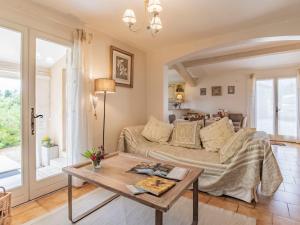 Holiday Home Les Iris by Interhome