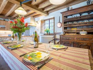 Maisons de vacances Holiday Home Manoir Kerprigent by Interhome : photos des chambres