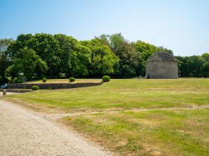 Maisons de vacances Holiday Home Manoir Kerprigent by Interhome : photos des chambres