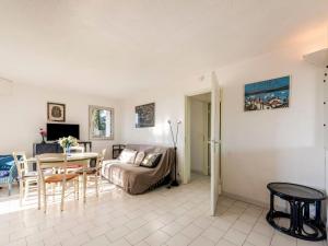 Appartements Apartment Les Jardins del Mar-3 by Interhome : photos des chambres